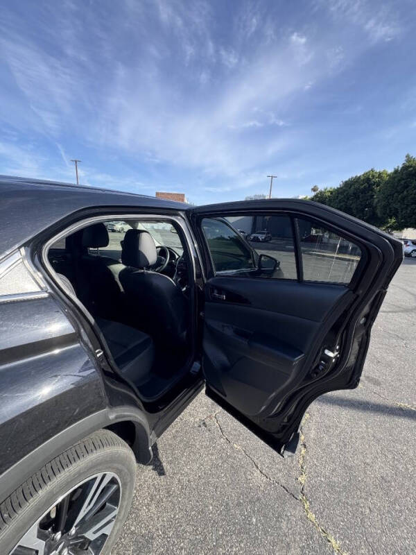 2025 Mitsubishi Eclipse Cross SE