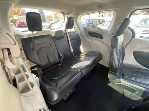 2018 Chrysler Pacifica Touring L