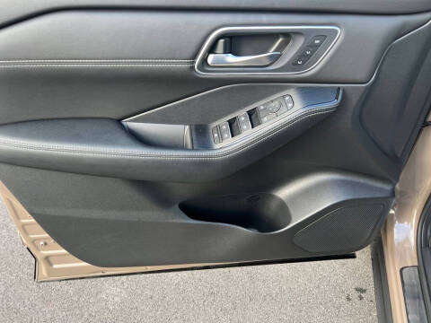 2024 Nissan Rogue Platinum