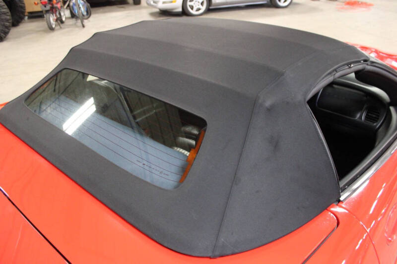 2004 Chevrolet Corvette