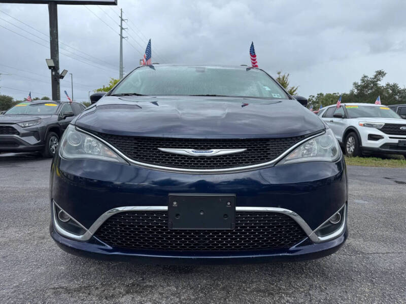 2018 Chrysler Pacifica Touring L