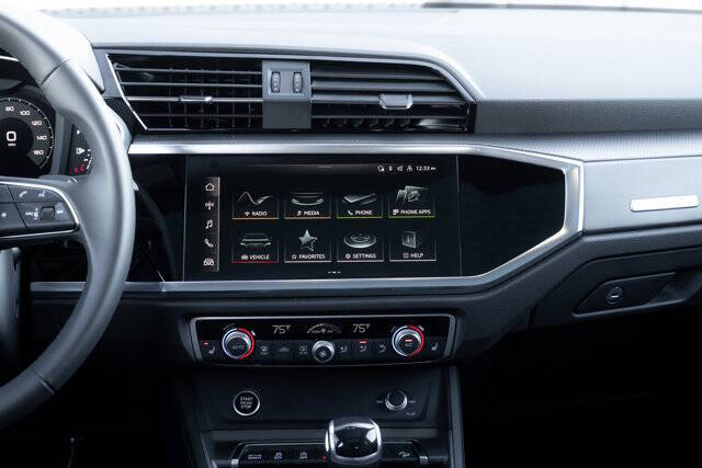 2025 Audi Q3 quattro S line Premium 45 TFSI