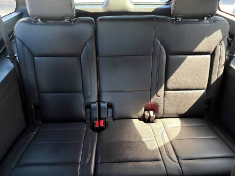 2021 Chevrolet Suburban LT