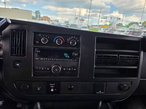 2017 GMC Savana 2500