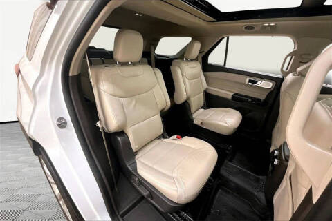 2023 Ford Explorer Platinum