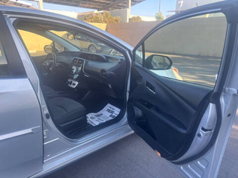 2016 Toyota Prius Two