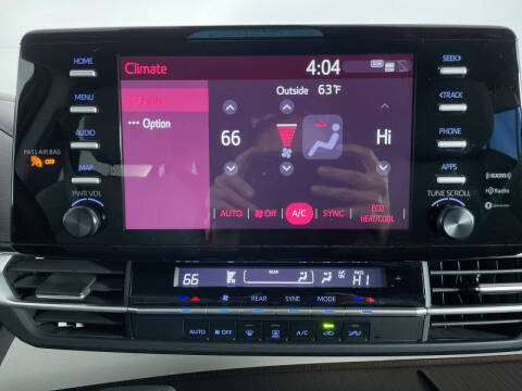 2023 Toyota Sienna LE 8-Passenger