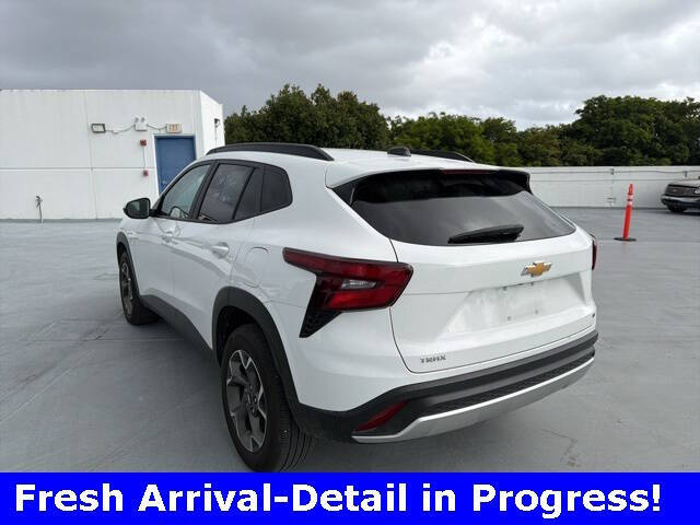 2024 Chevrolet Trax LT