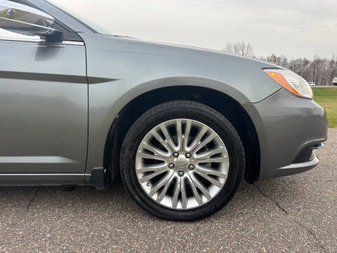 2011 Chrysler 200 Limited
