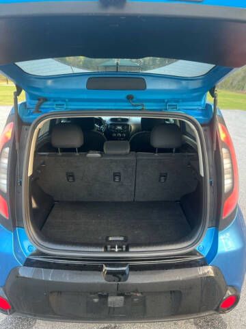 2016 Kia Soul +