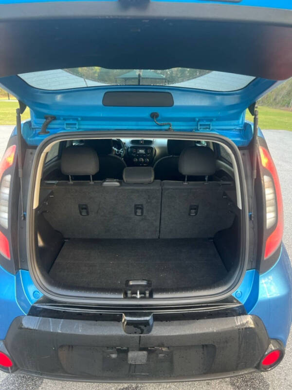 2016 Kia Soul +