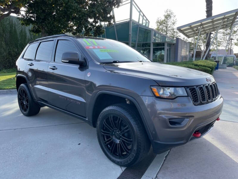 2017 Jeep Grand Cherokee for sale at Got Cars in Downey, CA