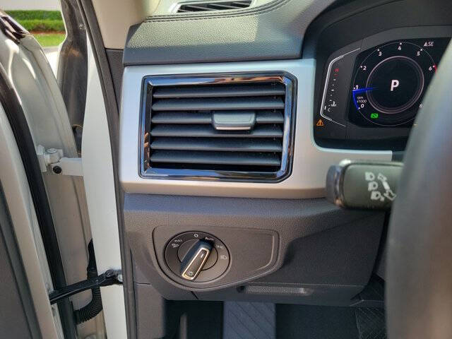 2022 Volkswagen Atlas V6 SE