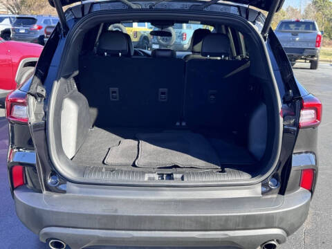 2025 Ford Escape ST-Line Select