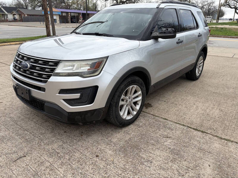 2016 Ford Explorer
