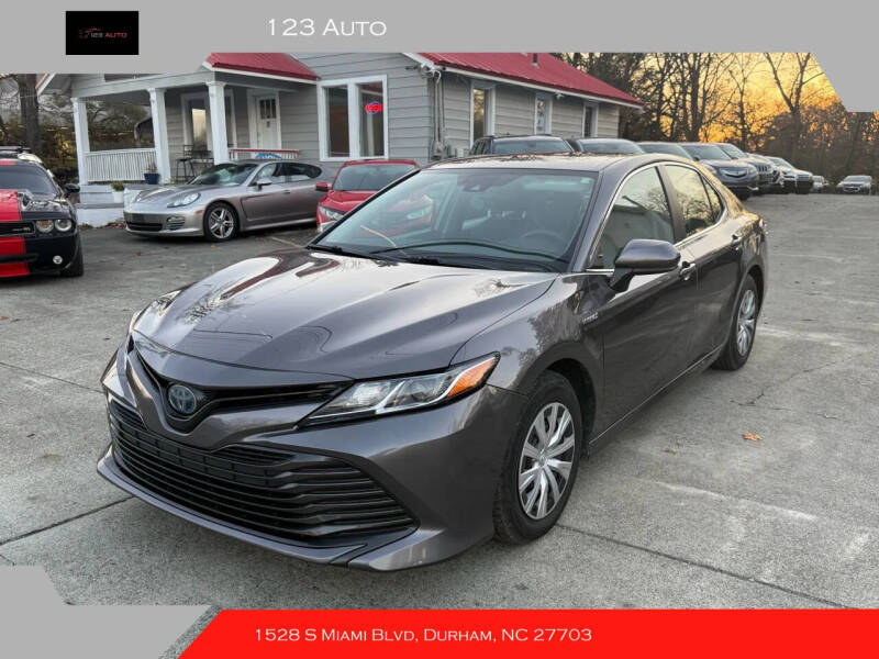 2019 Toyota Camry Hybrid LE
