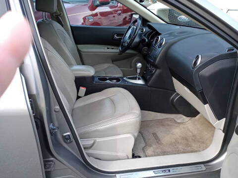 2012 Nissan Rogue SV w/SL Package