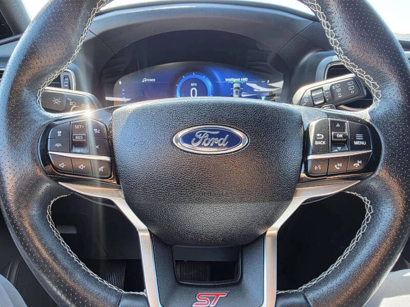 2022 Ford Explorer ST