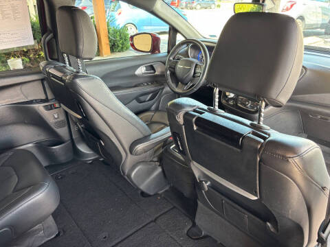 2018 Chrysler Pacifica Touring L Plus