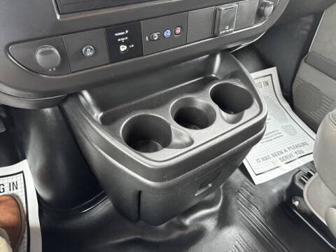 2023 Chevrolet Express 2500