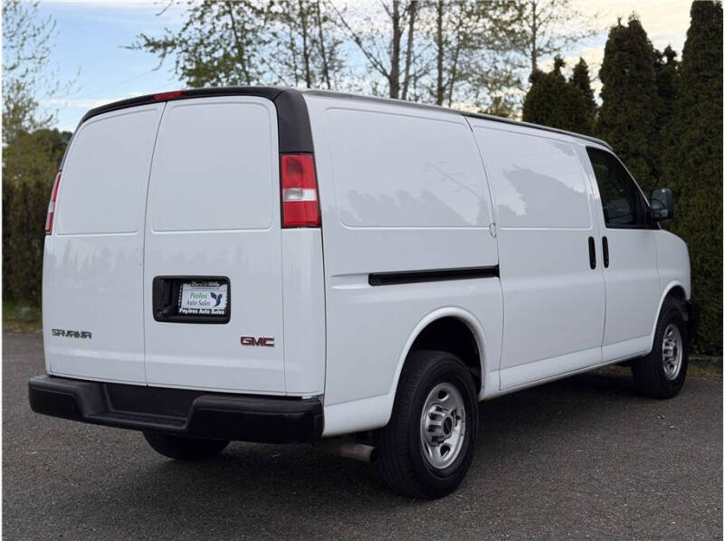 2023 GMC Savana 2500