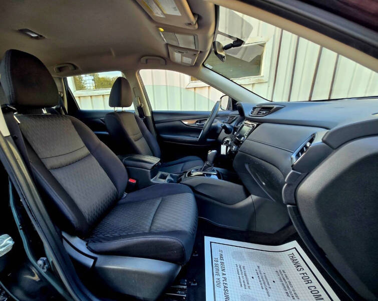 2018 Nissan Rogue SV