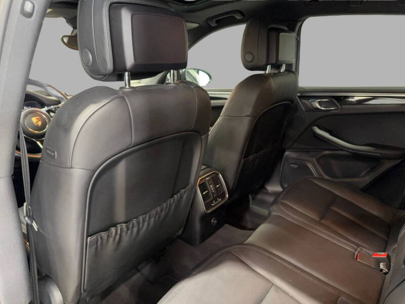 2016 Porsche Macan S