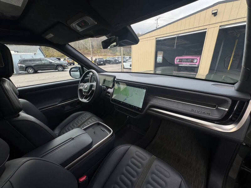 2024 Rivian R1S Launch Edition