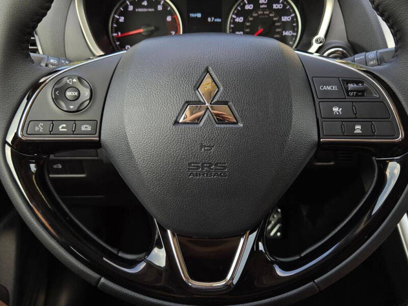 2026 Mitsubishi Eclipse Cross SE