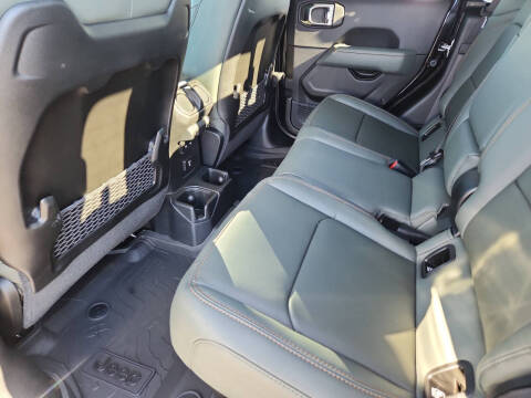 2025 Jeep Gladiator Mojave X