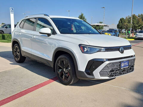 2025 Volkswagen Taos SE