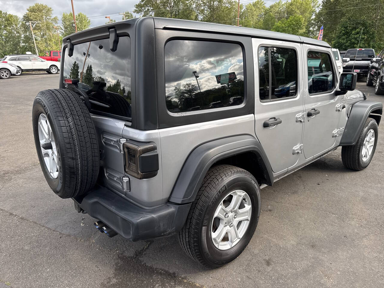 used 2018 Jeep Wrangler Unlimited car, priced at $21,999