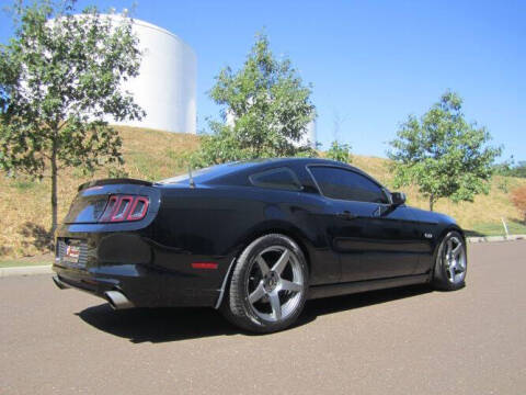 2013 Ford Mustang GT Premium