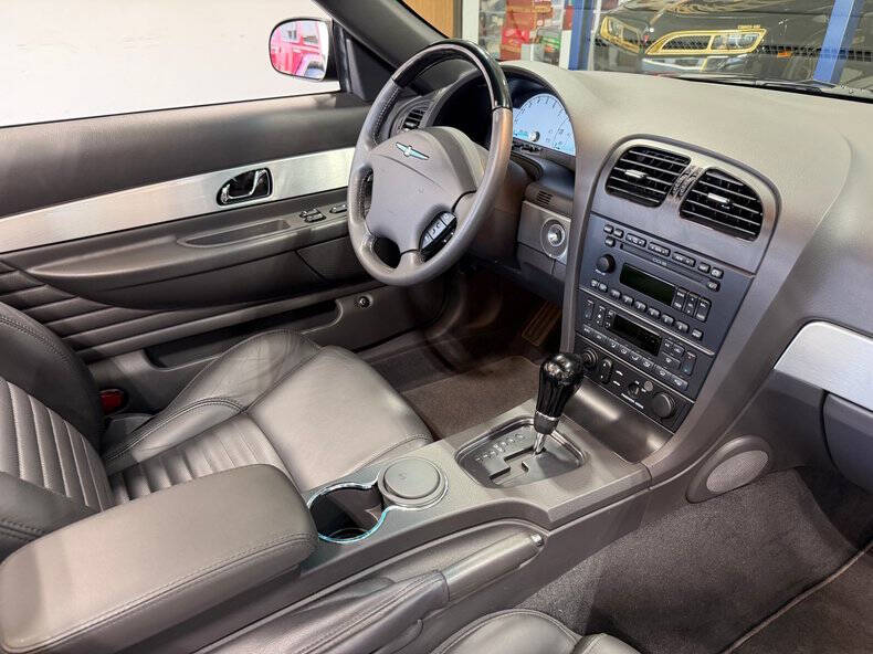2002 Ford Thunderbird Deluxe