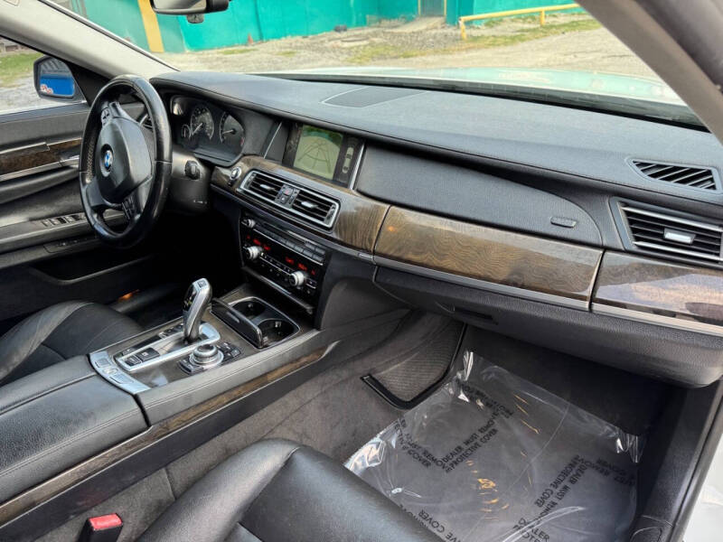 2013 BMW 7 Series 740Li