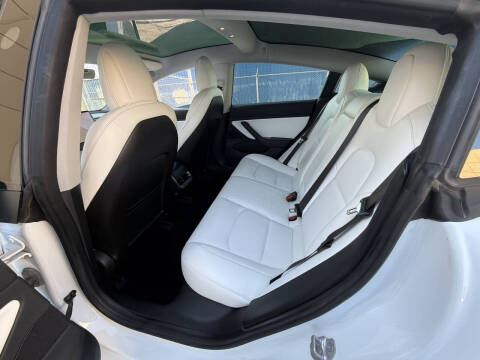 2018 Tesla Model 3 Performance