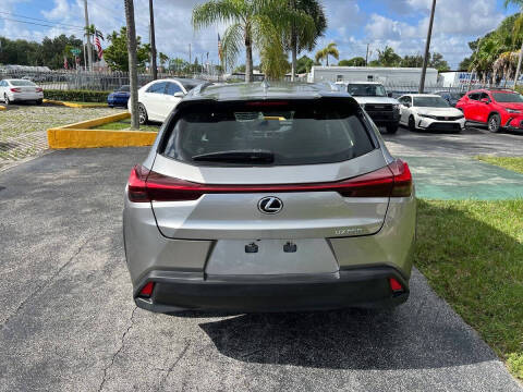 2022 Lexus UX 200