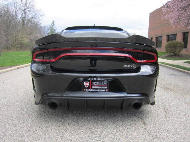 2016 Dodge Charger SRT Hellcat