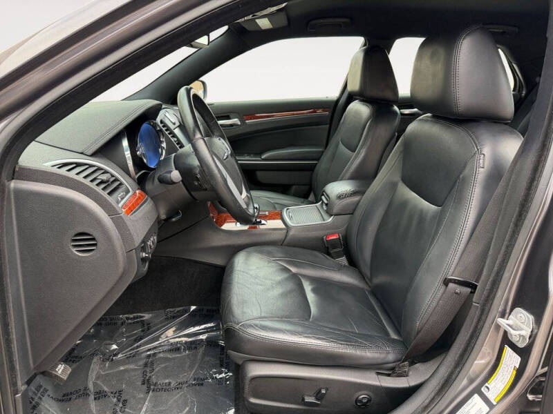 2014 Chrysler 300