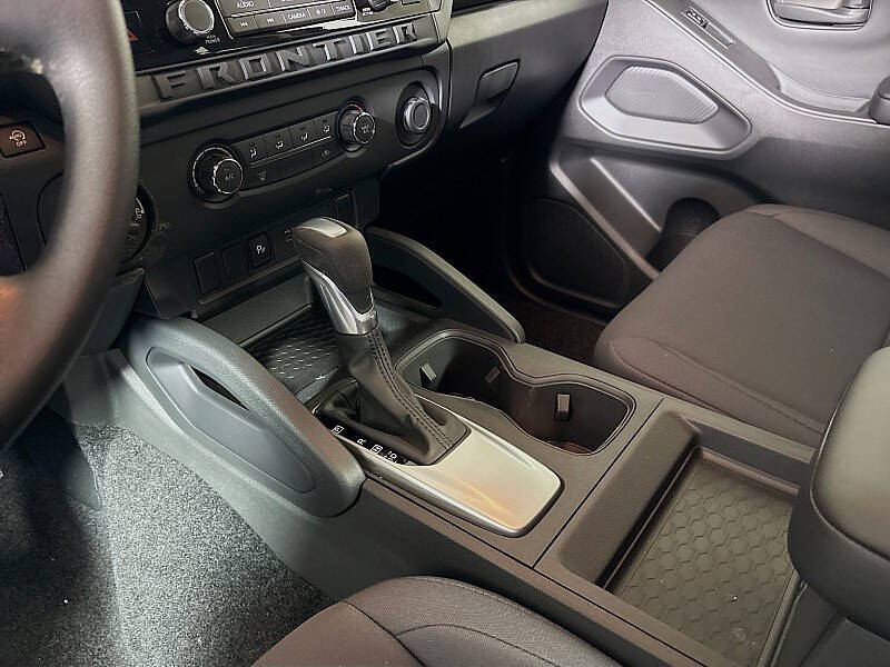 2025 Nissan Frontier