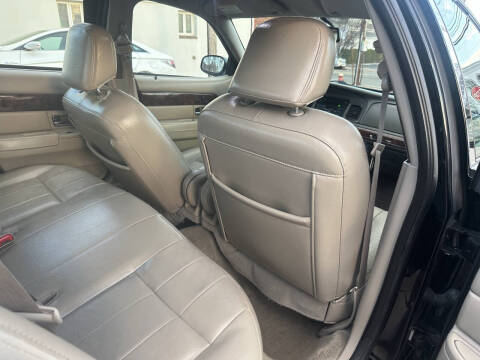 2010 Mercury Grand Marquis LS