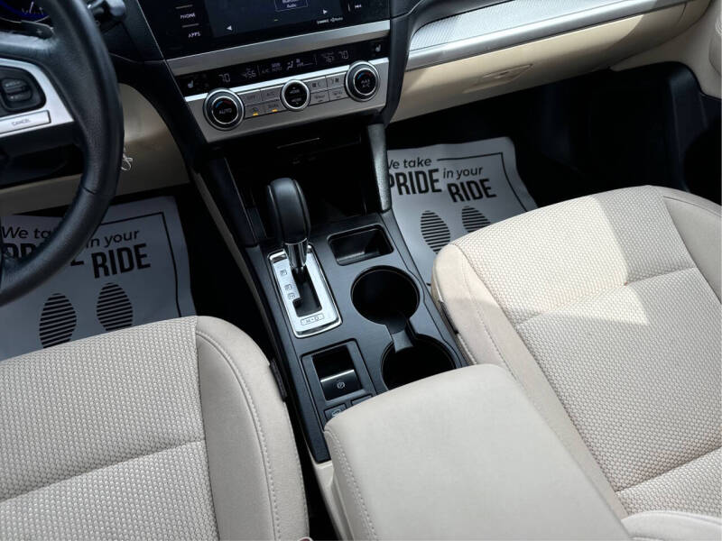 2017 Subaru Outback 2.5i Premium
