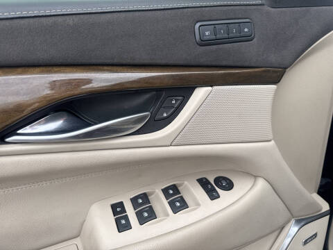 2020 Cadillac Escalade ESV Luxury