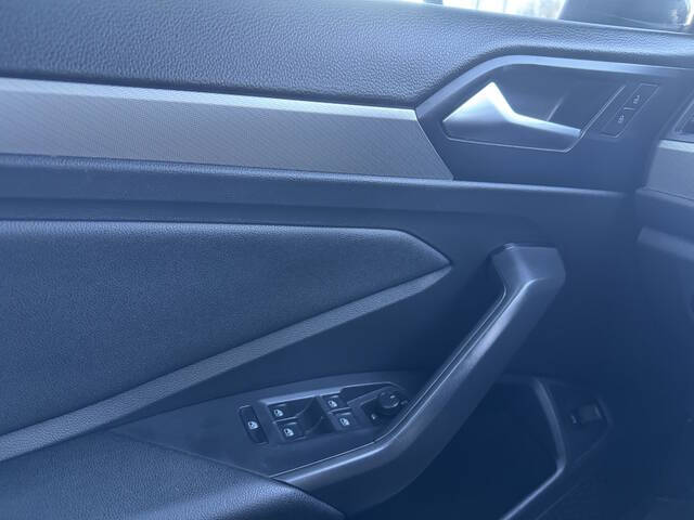 2019 Volkswagen Jetta R-Line