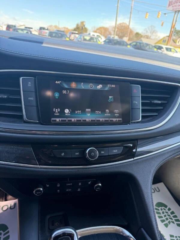 2019 Buick Enclave Essence