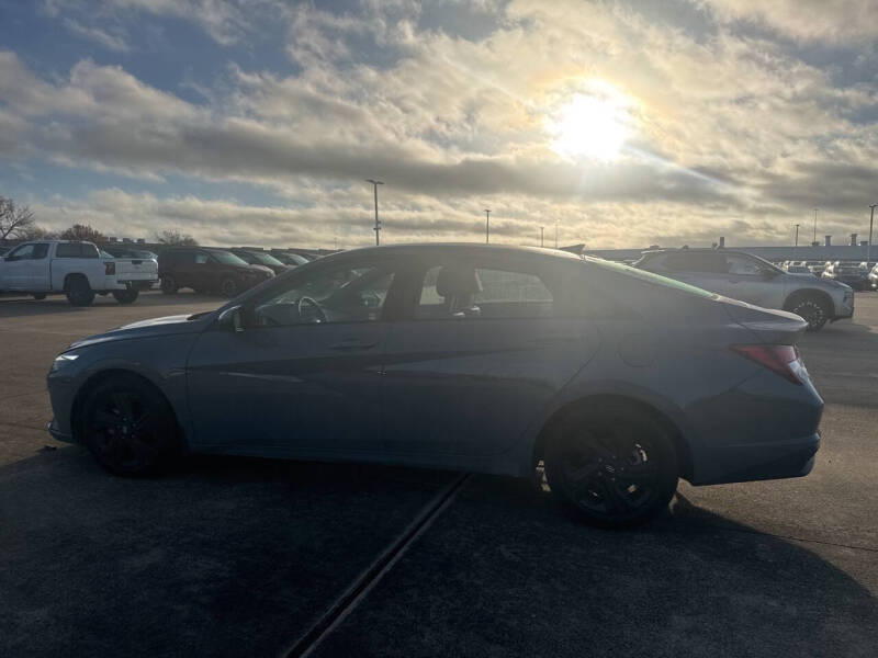 2022 Hyundai Elantra