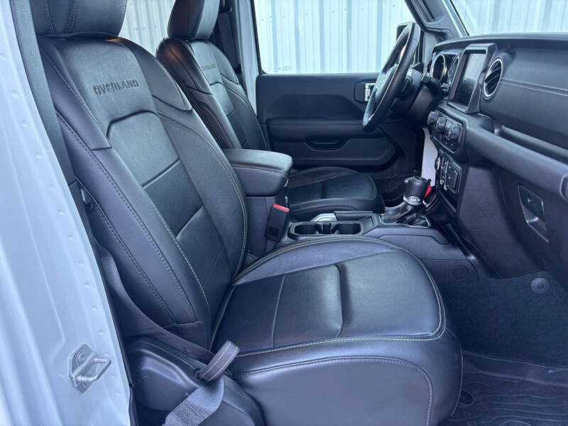 2022 Jeep Gladiator Overland