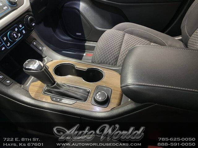 2017 GMC Acadia SLE-2