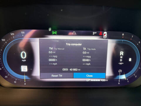 2024 Volvo S60 B5 Plus Dark Theme