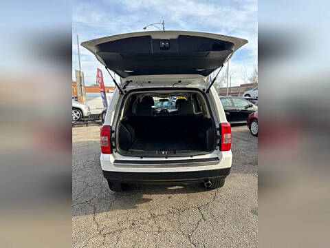 2016 Jeep Patriot Latitude